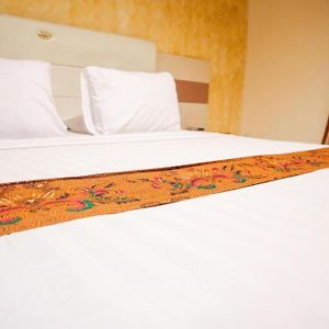 Grand Mansion Hotel